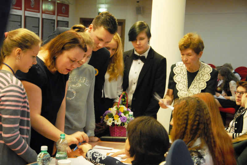 Серебряное перо: «Пишем… оперативно, злободневно, креативно!..» Тульский Государственный Музей Оружия
