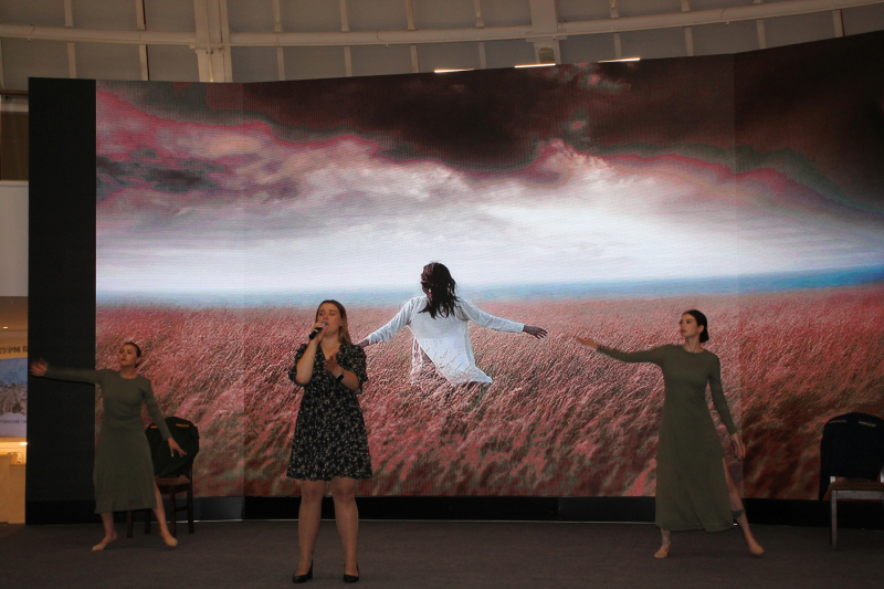 В музее оружия творческая группа региональной организации «Жены Героев» представила театрализованную литературно-музыкальную программу, посвященную участникам специальной военной операции Тульский Государственный Музей Оружия