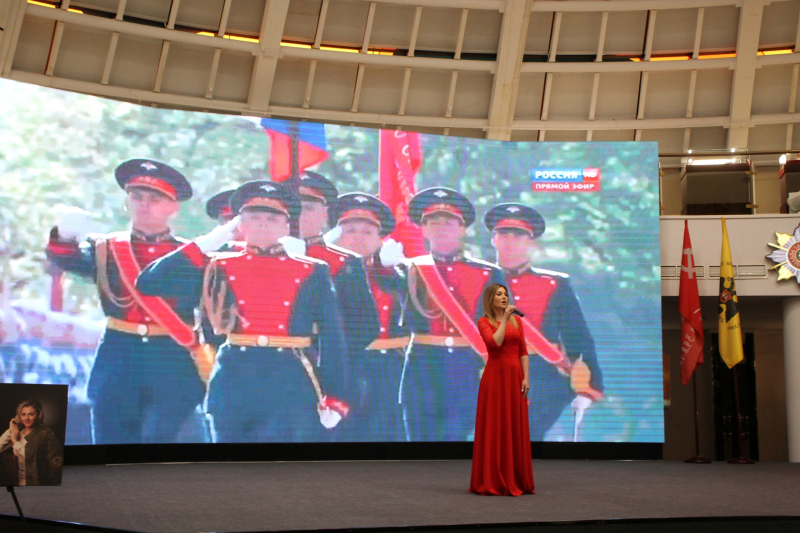 В музее оружия творческая группа региональной организации «Жены Героев» представила театрализованную литературно-музыкальную программу, посвященную участникам специальной военной операции Тульский Государственный Музей Оружия