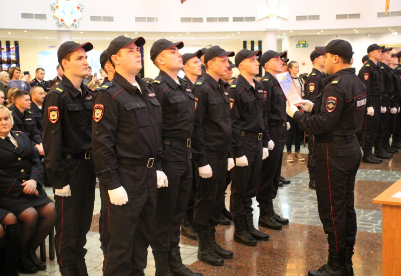 В Тульском музее оружия состоялась торжественная церемония принятия присяги молодыми сотрудниками УМВД России по Тульской области Тульский Государственный Музей Оружия