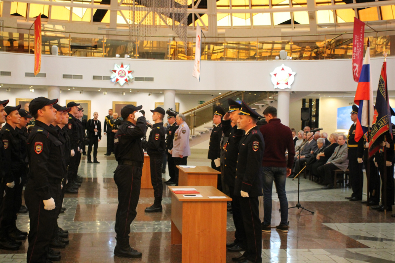 В Тульском музее оружия состоялась торжественная церемония принятия присяги молодыми сотрудниками УМВД России по Тульской области Тульский Государственный Музей Оружия