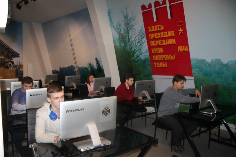 «Рабочий город стал бойцом»: Тульский музей оружия проводит Уроки мужества к 80-летию героической обороны Тулы Тульский Государственный Музей Оружия