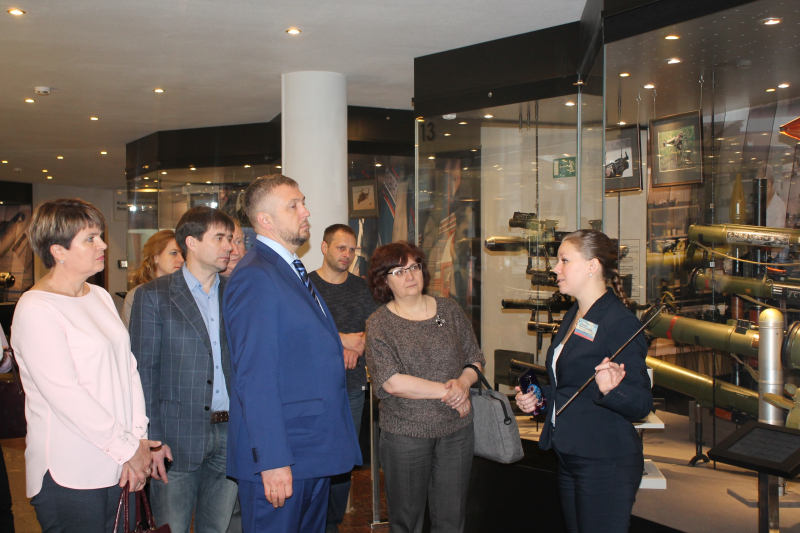 В музее оружия состоялось заседание Координационного совета Уполномоченных по правам ребенка в субъектах РФ Тульский Государственный Музей Оружия