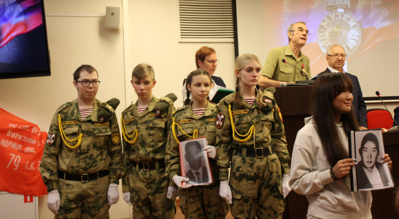 В музее оружия прошла патриотическая акция «Никто не забыт, ничто не забыто» Региональной общественной организации «Якутское землячество» г. Москвы Тульский Государственный Музей Оружия