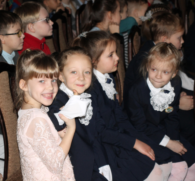 Сегодня в Тульском музее оружия состоялась премьера новогоднего военно-исторического театрализованного представления «Богатырский «шлем» на страже Нового года» Тульский Государственный Музей Оружия