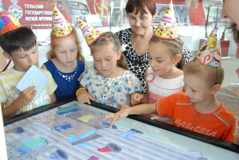 Музей оружия чествует именинников! Тульский Государственный Музей Оружия