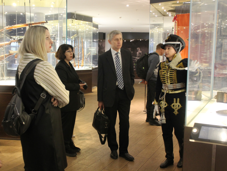 Сегодня в музее оружия состоялся научно-методический семинар «Организационные формы и технологии формирования общероссийской гражданской идентичности» Тульский Государственный Музей Оружия