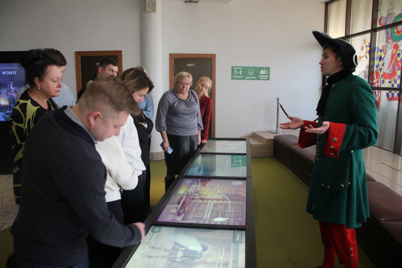 Сегодня в музее оружия состоялся научно-методический семинар «Организационные формы и технологии формирования общероссийской гражданской идентичности» Тульский Государственный Музей Оружия