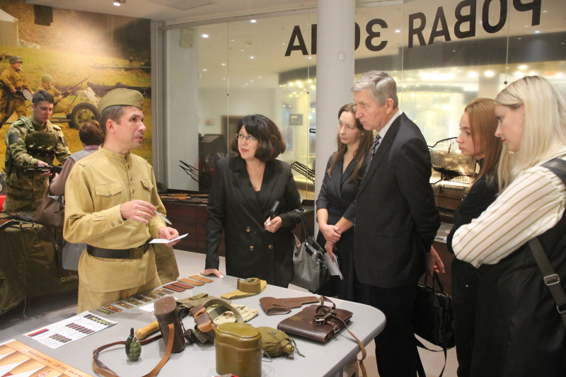 Сегодня в музее оружия состоялся научно-методический семинар «Организационные формы и технологии формирования общероссийской гражданской идентичности» Тульский Государственный Музей Оружия