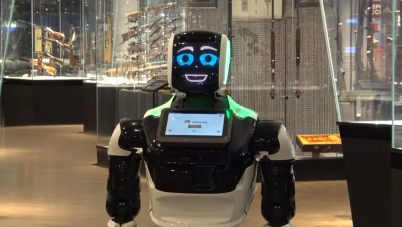 Музейный робот Акинфий очень скучает без вас, дорогие друзья! Тульский Государственный Музей Оружия