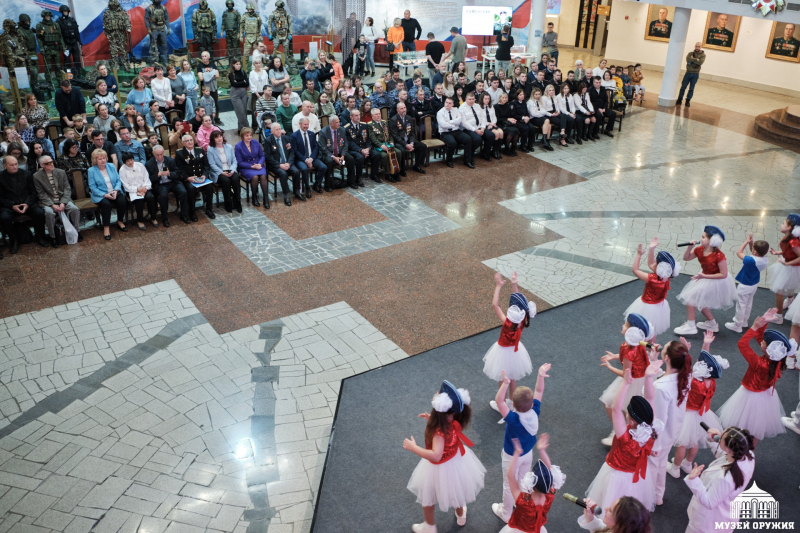 Всероссийская акция «Ночь искусств-2025» в Тульском музее оружия была торжественно открыта в Зале Славы российского оружия! Тульский Государственный Музей Оружия