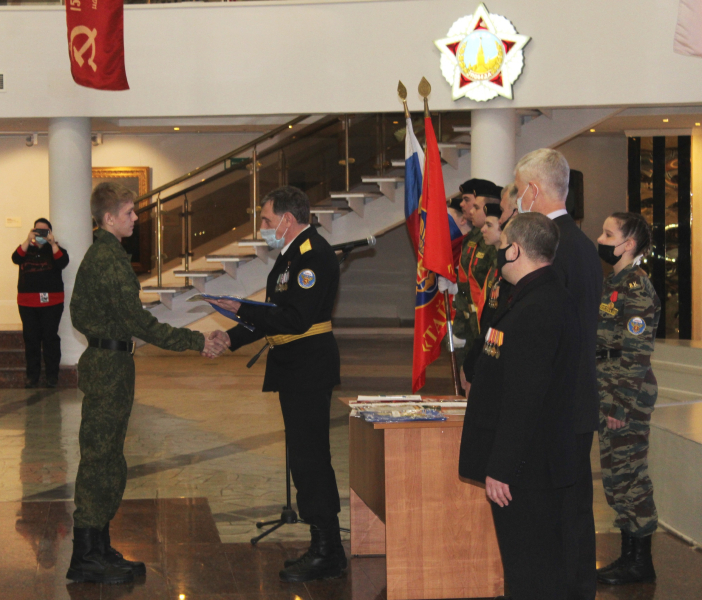 День защитника Отечества в Тульском музее оружия! Торжественное построение воспитанников военно-патриотического клуба «Тайфун» Тульский Государственный Музей Оружия