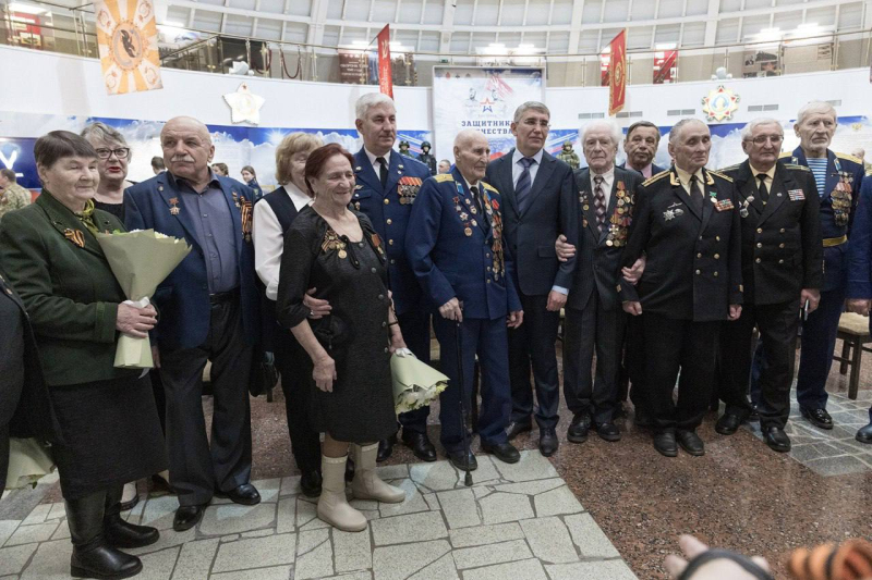 В Тульском государственном музее оружия состоялась торжественная церемония, приуроченная к 80-летию Победы в Великой Отечественной войне. Тульский Государственный Музей Оружия