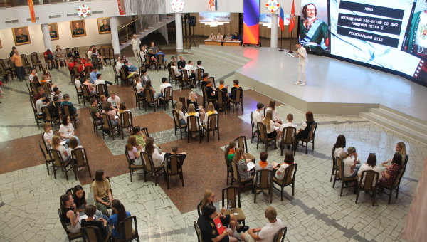 В музее оружия состоялся региональный этап интеллектуального квиза, посвященного празднованию 350-летия со дня рождения великого российского Императора Петра I Тульский Государственный Музей Оружия