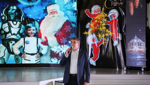 Сегодня участников новогоднего представления «Звездный дозор Богатырского Шлема» приветствовал глава администрации города-героя Тулы Д.В. Миляев Тульский Государственный Музей Оружия