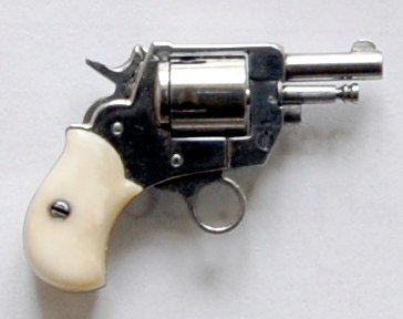 Более 40 миниатюр оружия (от 2,5 см!) на новой выставке «Тула – город мастеров» в музее оружия в Кремле. Тульский Государственный Музей Оружия