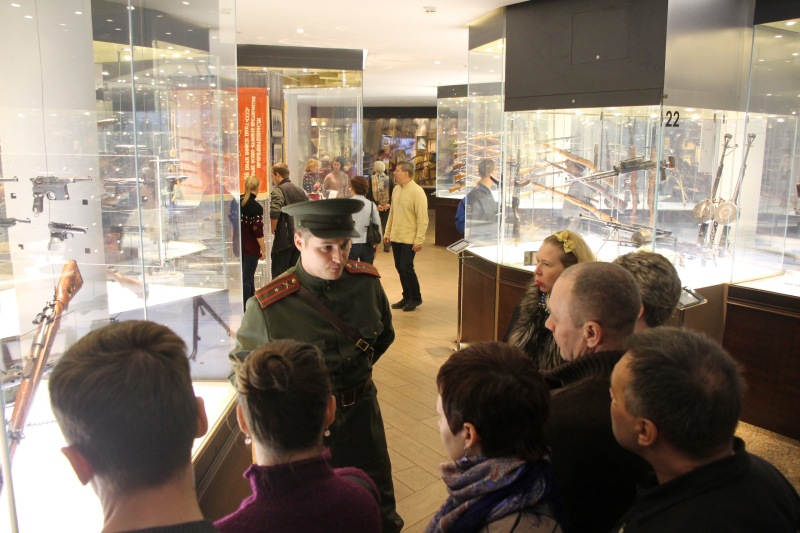 Более одиннадцати тысяч посетителей принял Тульский музей оружия в день и Ночь искусств! Тульский Государственный Музей Оружия