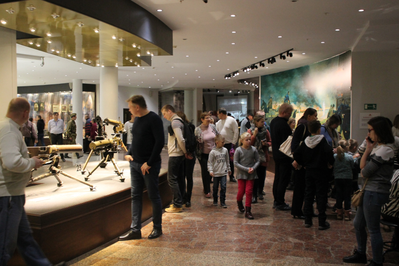 Более одиннадцати тысяч посетителей принял Тульский музей оружия в день и Ночь искусств! Тульский Государственный Музей Оружия