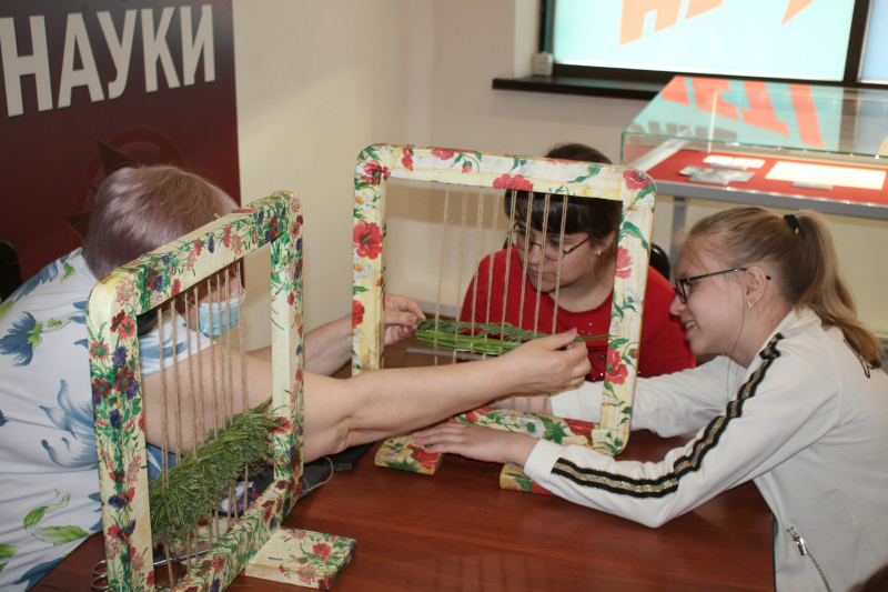 Счастливые детские лица и море позитива! 1 июня в Тульском музее оружия - программа «ШЛЕМ: Школьники Летом Едут в Музей!» Тульский Государственный Музей Оружия