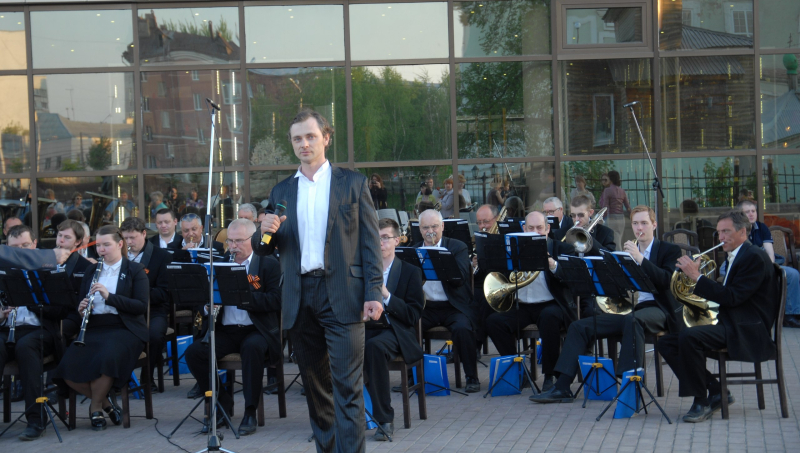 Праздничная концертная эстафета продолжается! Тульский Государственный Музей Оружия