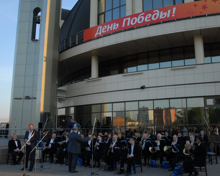 Праздничная концертная эстафета продолжается! Тульский Государственный Музей Оружия