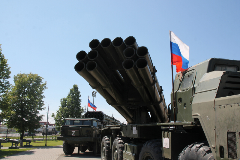 День России в Тульском музее оружия: патриотическая акция «Триколор»! Тульский Государственный Музей Оружия