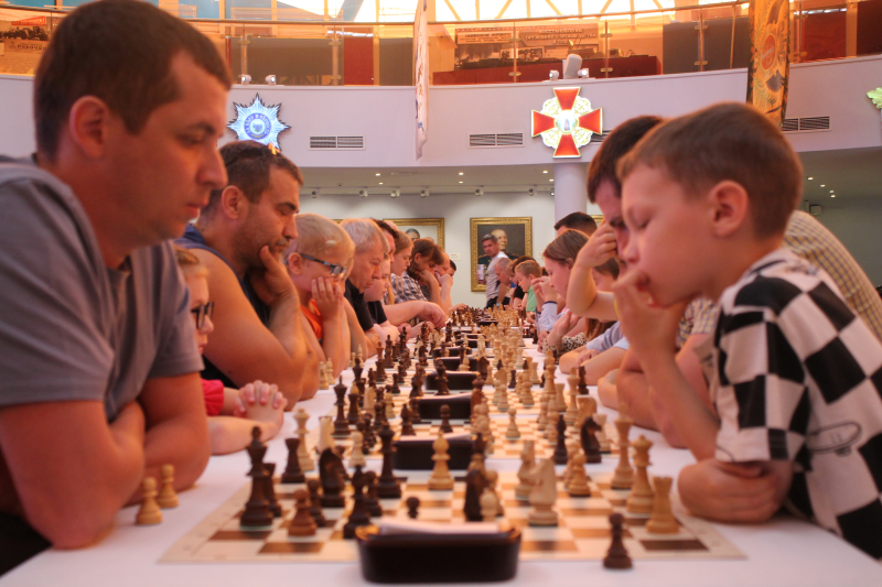 В Тульском государственном музее оружия завершился третий этап межрегионального проекта, организованного Тульской шахматной гостиной при поддержке Президентского фонда культурных инициатив. Тульский Государственный Музей Оружия