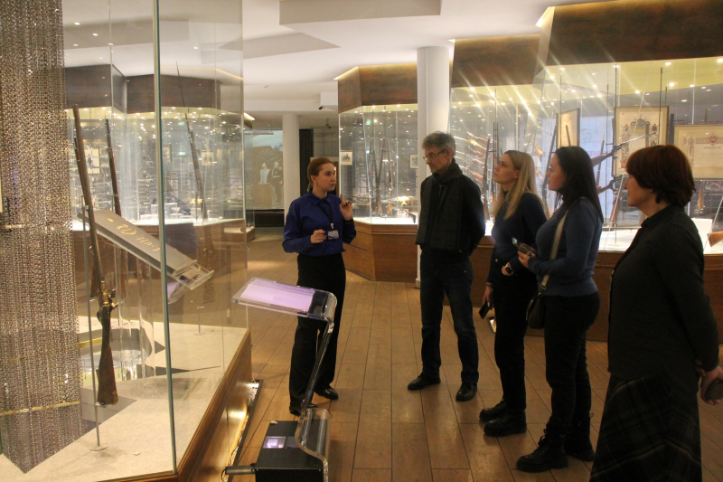 Тульский музей оружия посетили сотрудники Донецкого Республиканского краеведческого музея Тульский Государственный Музей Оружия