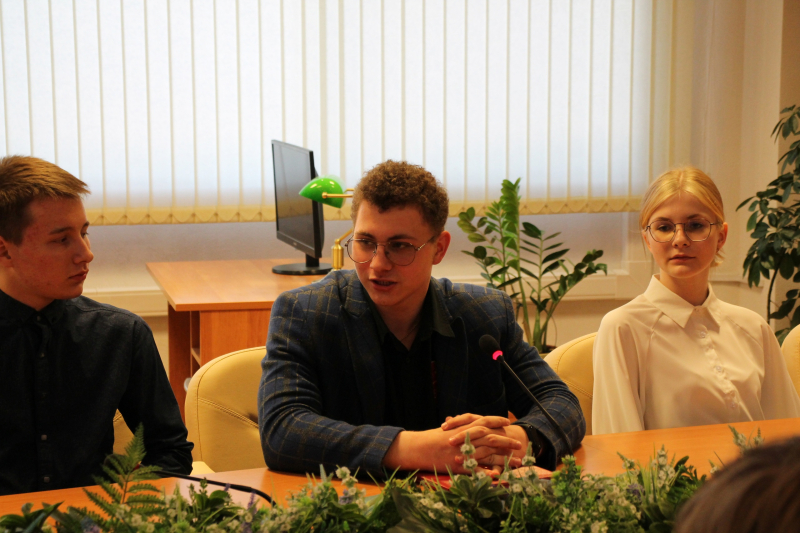 В музее оружия состоялась встреча представителей Тульской городской школьной думы с главой муниципального образования город Тула О.А. Слюсаревой Тульский Государственный Музей Оружия