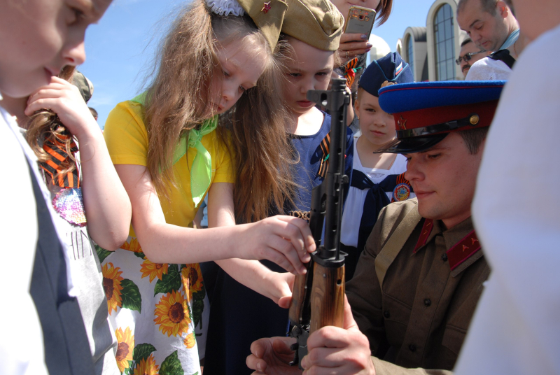 Новое поколение защитников Отечества проходит «Курс молодого бойца». Тульский Государственный Музей Оружия