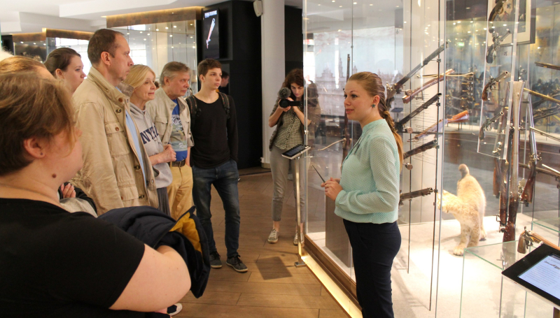 Поздравляем М.В.Машкову с вручением диплома победителя конкурса «Лучший по профессии» в номинации «Лучший экскурсовод»! Тульский Государственный Музей Оружия