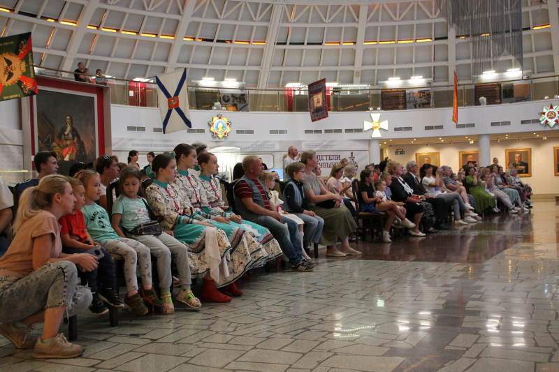 Праздничная концертная программа в День семьи, любви и верности Тульский Государственный Музей Оружия