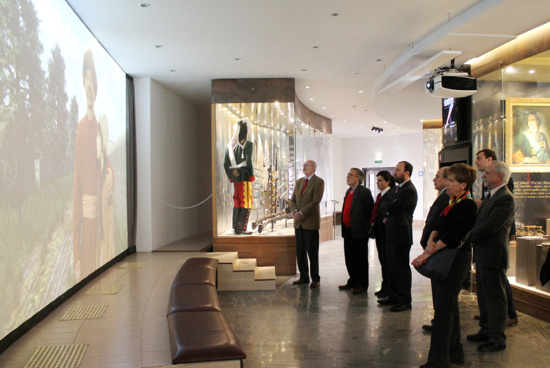 Делегация послов и представителей посольств стран Латинской Америки в музее оружия. Тульский Государственный Музей Оружия