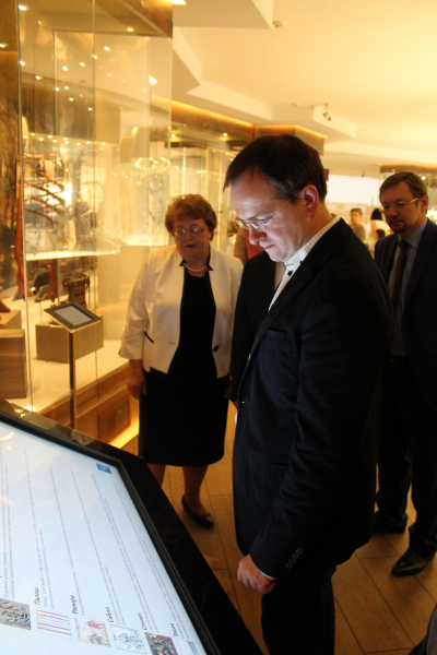 Министр культуры РФ Мединский В.Р. познакомился с новой постоянной экспозицией музея оружия Тульский Государственный Музей Оружия