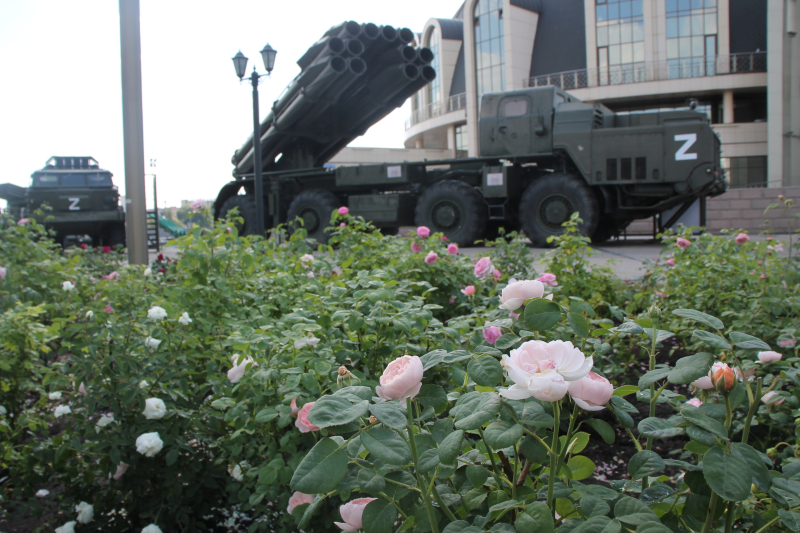 «Шикарный розарий… Красота и благоухание… Символично, что оружие защищает красоту мира»! Тульский Государственный Музей Оружия