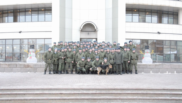 В новом году первыми гостями музея стали воины–десантники Тульский Государственный Музей Оружия