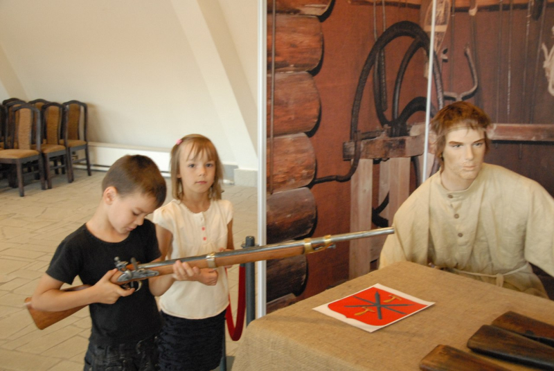 Жители юго-востока Украины посетили Музей оружия. Тульский Государственный Музей Оружия