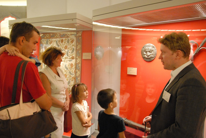 Жители юго-востока Украины посетили Музей оружия. Тульский Государственный Музей Оружия