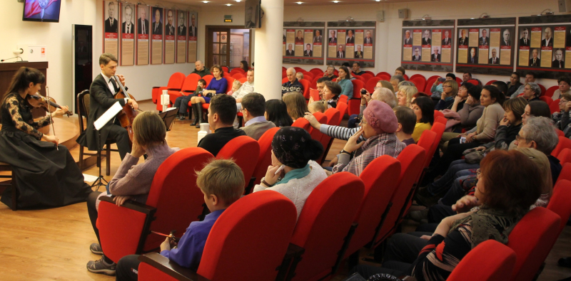 Ночь искусств продолжается! Вокально-инструментальный ансамбль «Легенда» и камерный ансамбль «Dolce-трио» в Тульском музее оружия! Тульский Государственный Музей Оружия