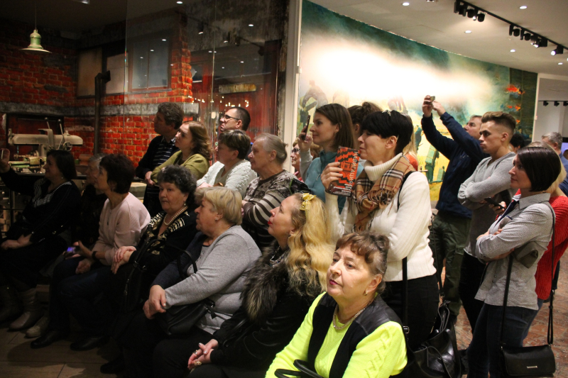 Ночь искусств продолжается! Вокально-инструментальный ансамбль «Легенда» и камерный ансамбль «Dolce-трио» в Тульском музее оружия! Тульский Государственный Музей Оружия