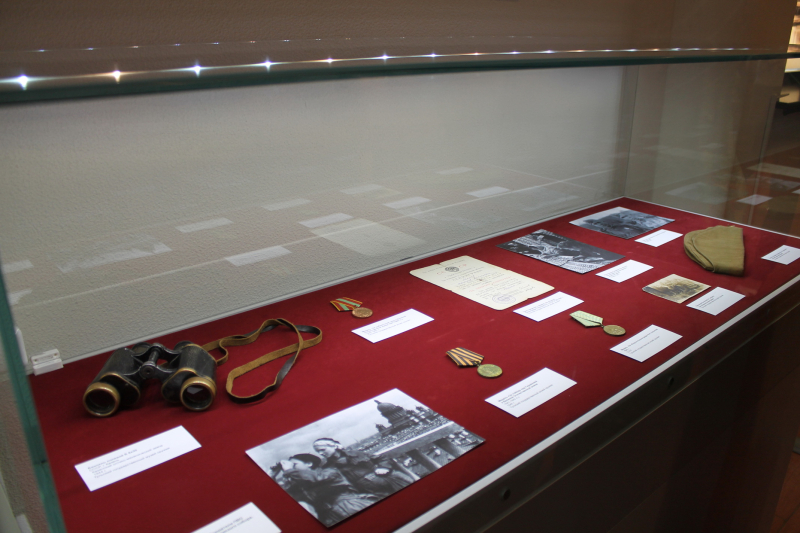 В здании – шлеме музея оружия открылась выставка художника А.Э. Блэка «Город над вольной Невой». Тульский Государственный Музей Оружия