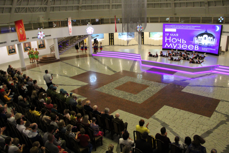 В здании-шлеме музея оружия – торжественное открытие Всероссийской акции Ночь Музеев 2018. Все в музей! Тульский Государственный Музей Оружия