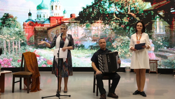 В Зале Славы российского оружия Тульского музея оружия состоялся музыкально-поэтический вечер «Свет снегириной зари…» Тульский Государственный Музей Оружия