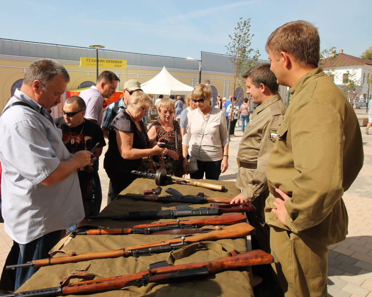 Симуляторы боевых машин, интерактивный стрелковый тир, ультрасовременный кинотеатр. Музей оружия презентовал центр «Тула мастеровая» в Музейном квартале (ул. Металлистов, 10). Тульский Государственный Музей Оружия