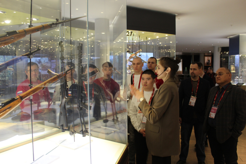 В Тульском государственном музее оружия состоялся Всероссийский форум «Всё для Победы!» Общероссийского народного фронта Тульский Государственный Музей Оружия