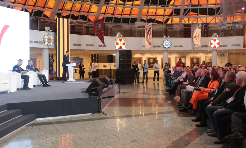 В Тульском государственном музее оружия состоялся Всероссийский форум «Всё для Победы!» Общероссийского народного фронта Тульский Государственный Музей Оружия