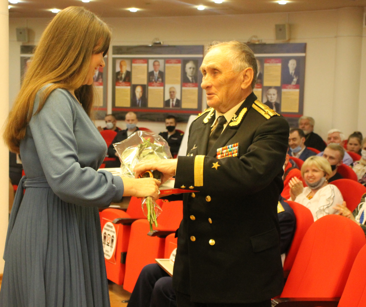 «Я в атаку ходила с батальоном, а в разведке добывала «языков». Презентация книги ветерана Л.М. Глуховой Тульский Государственный Музей Оружия