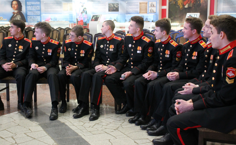 Всероссийская акция «День в музее для российских кадет» в Тульском музее оружия! Тульский Государственный Музей Оружия