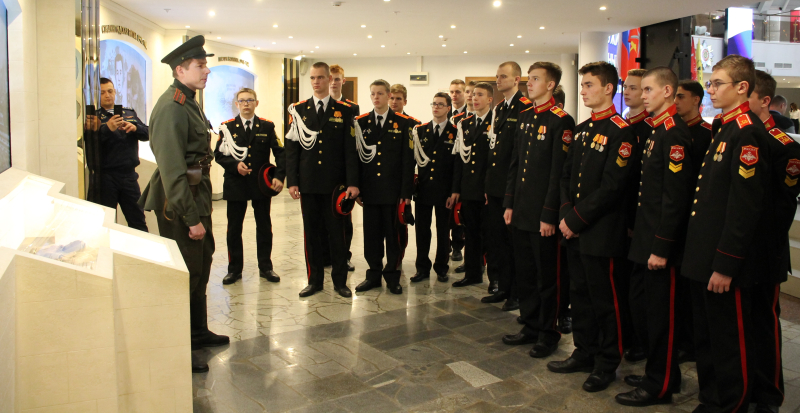 Всероссийская акция «День в музее для российских кадет» в Тульском музее оружия! Тульский Государственный Музей Оружия