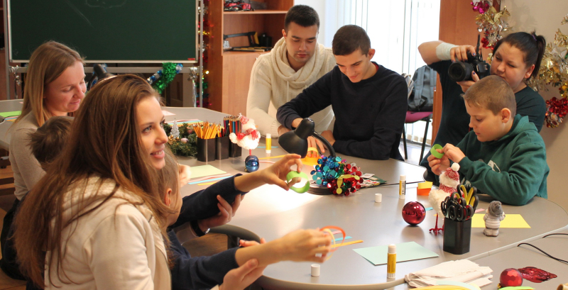 «Добро делать спешить должно!» Особые дети в мастерской Деда Мороза Тульский Государственный Музей Оружия